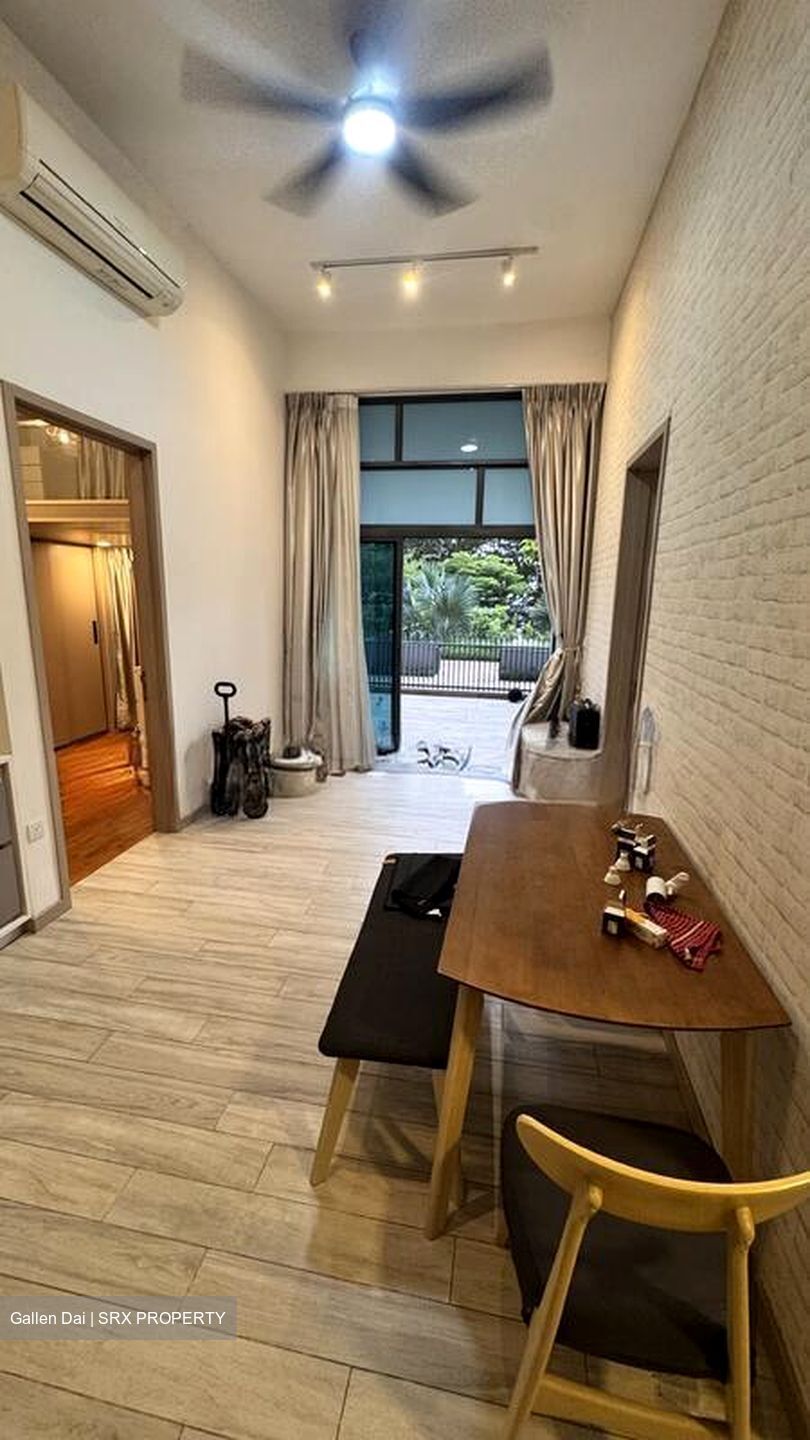 J Gateway (D22), Condominium #502562021